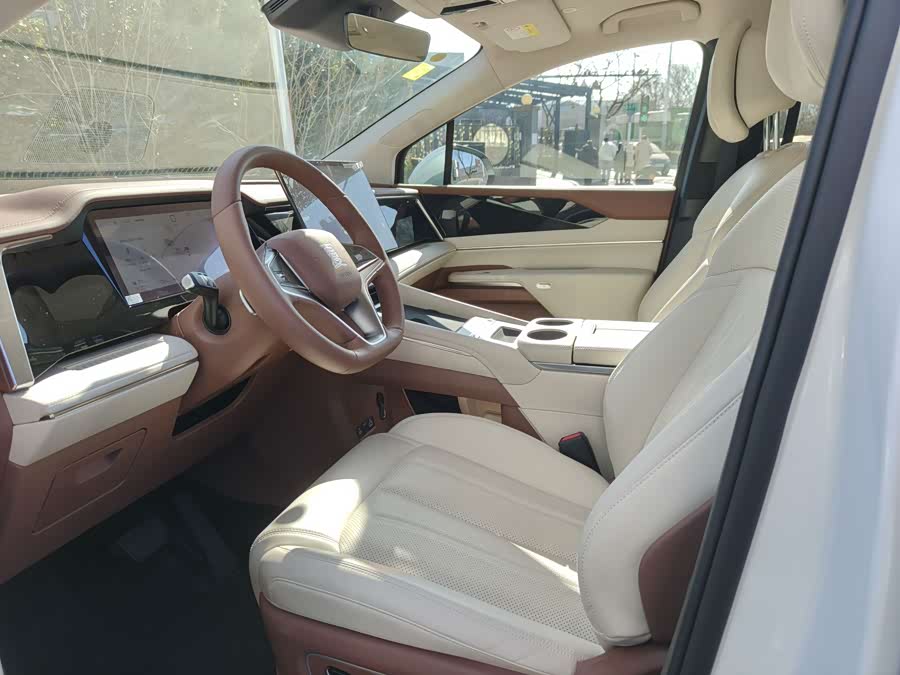 BYD Xia 2025 #4 BYD Xia 2025 imagen de coche #4