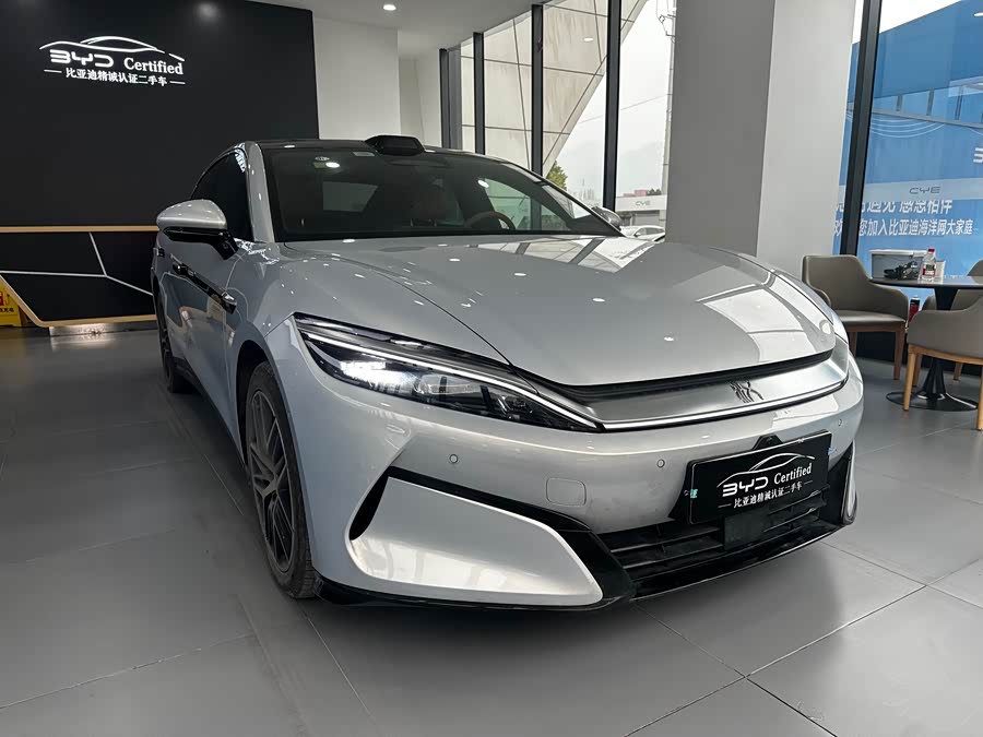 BYD HanL 2025 immagine di auto #4