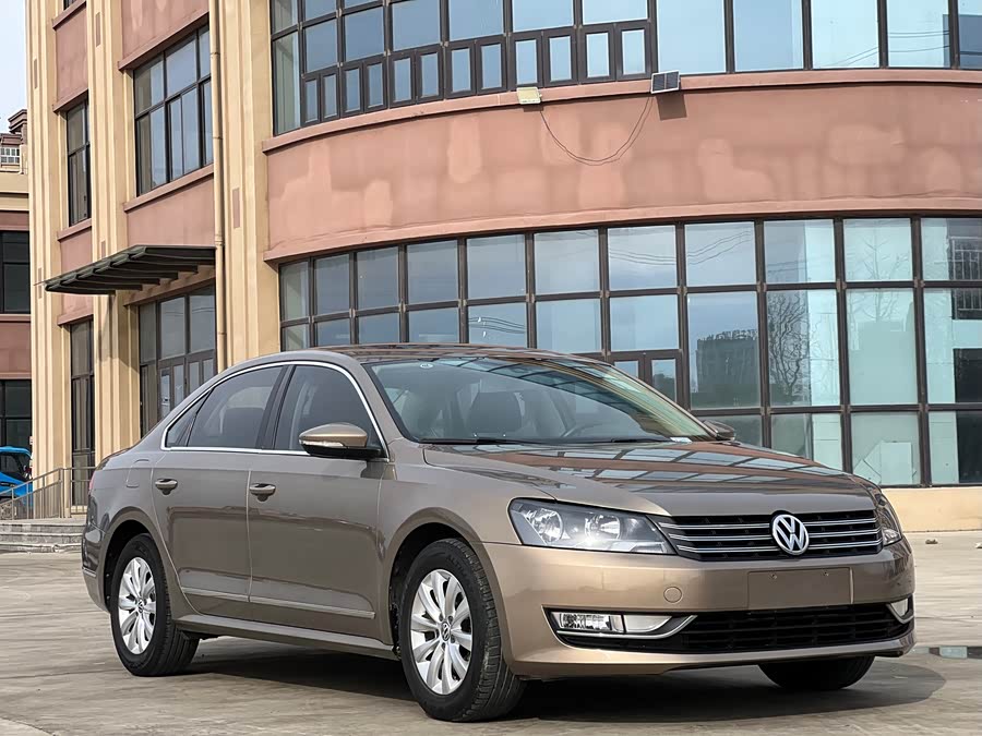 Volkswagen Passat 2014 car image #4
