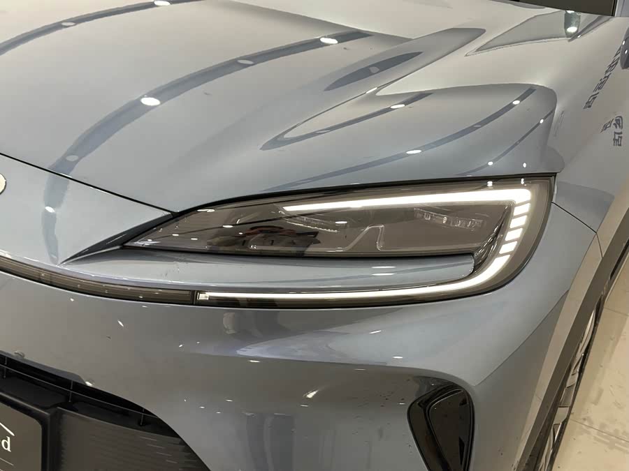 BYD Sea Lion 07 DM-i 2025 car image #4