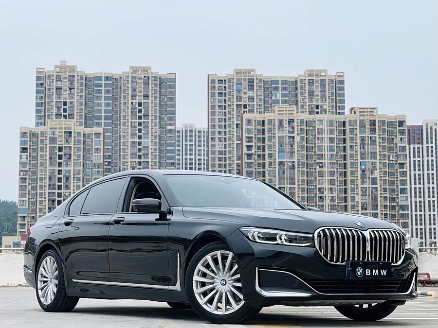 BMW 7 Series 2020 car image #4
