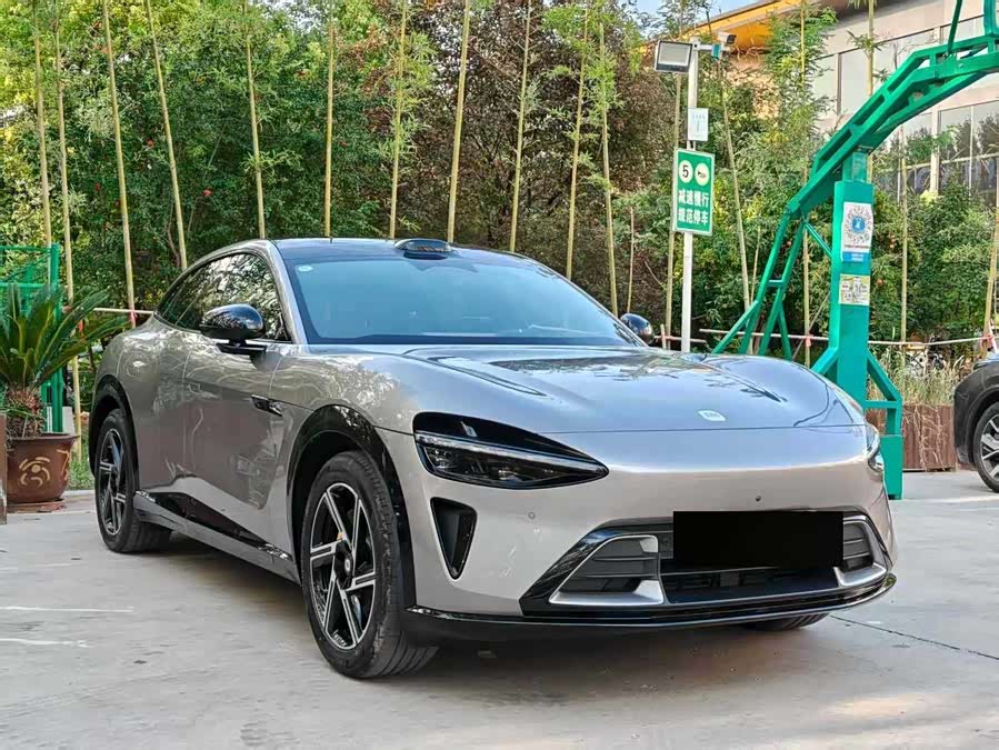 MI YU7 2025 car image #4