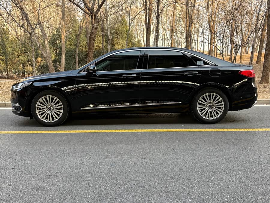 Ford Taurus 2018 car image #4