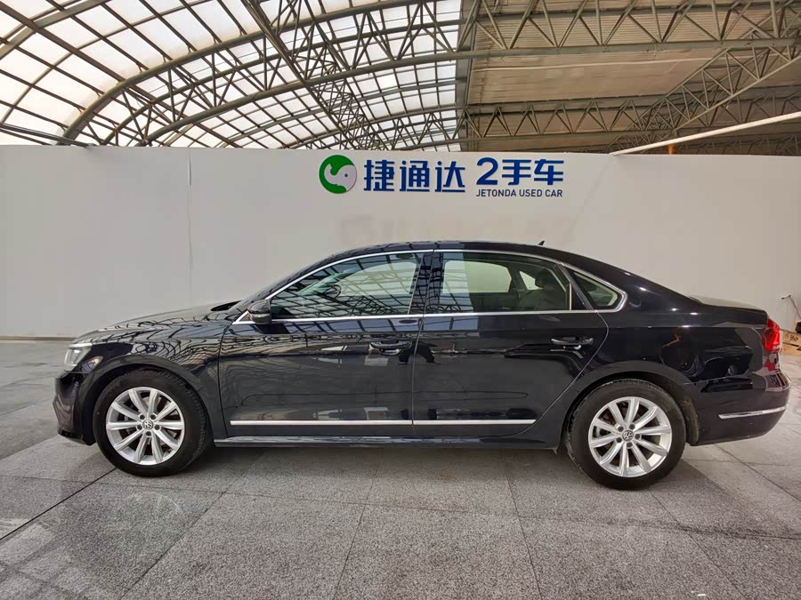 Volkswagen Passat 2018 car image #4