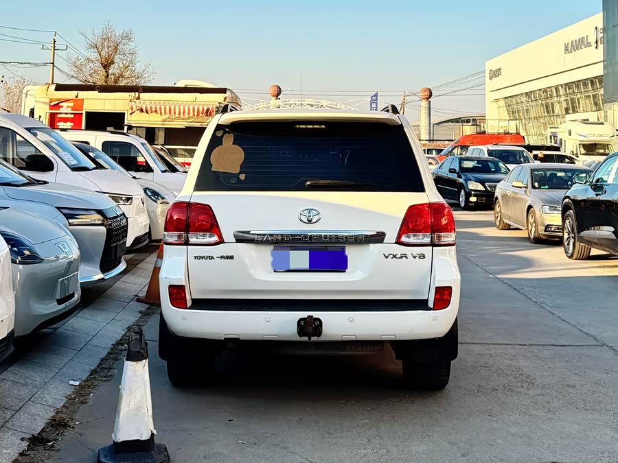 Toyota Land Cruiser 2011 immagine di auto #4