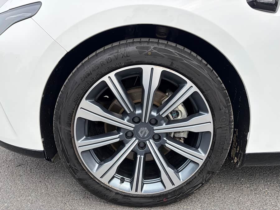 零跑汽车 零跑C01 2024 汽车图片 #4