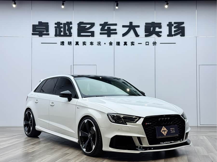 Audi A3 2019 car image #4