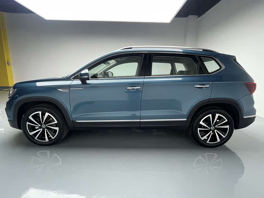 Volkswagen Tharu 2022 car image #4