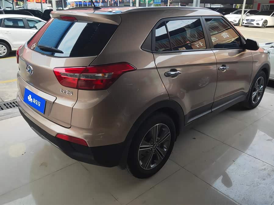 Hyundai ix25 2016 car image #4