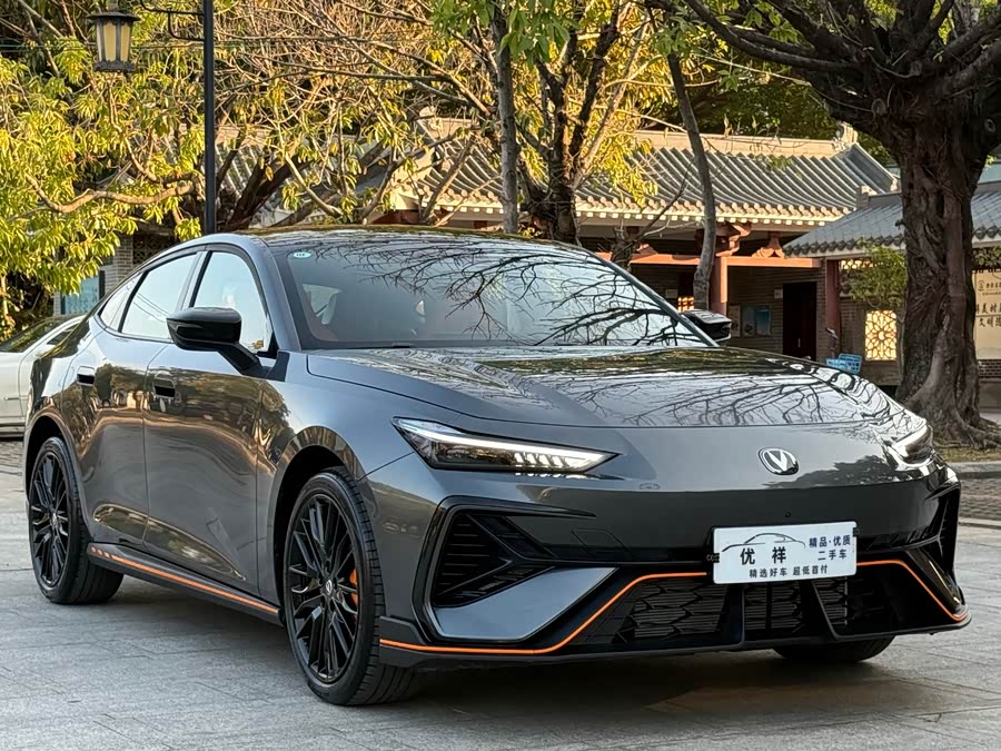 Changan UNI-V 2025 #4 Changan UNI-V 2025 immagine di auto #4