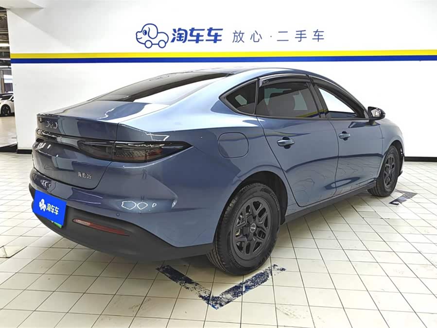 BYD Seal 05 DM-i 2025 car image #4