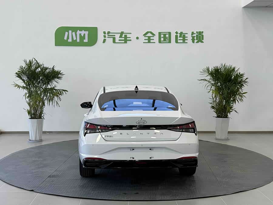 Hyundai Elantra 2023 car image #4