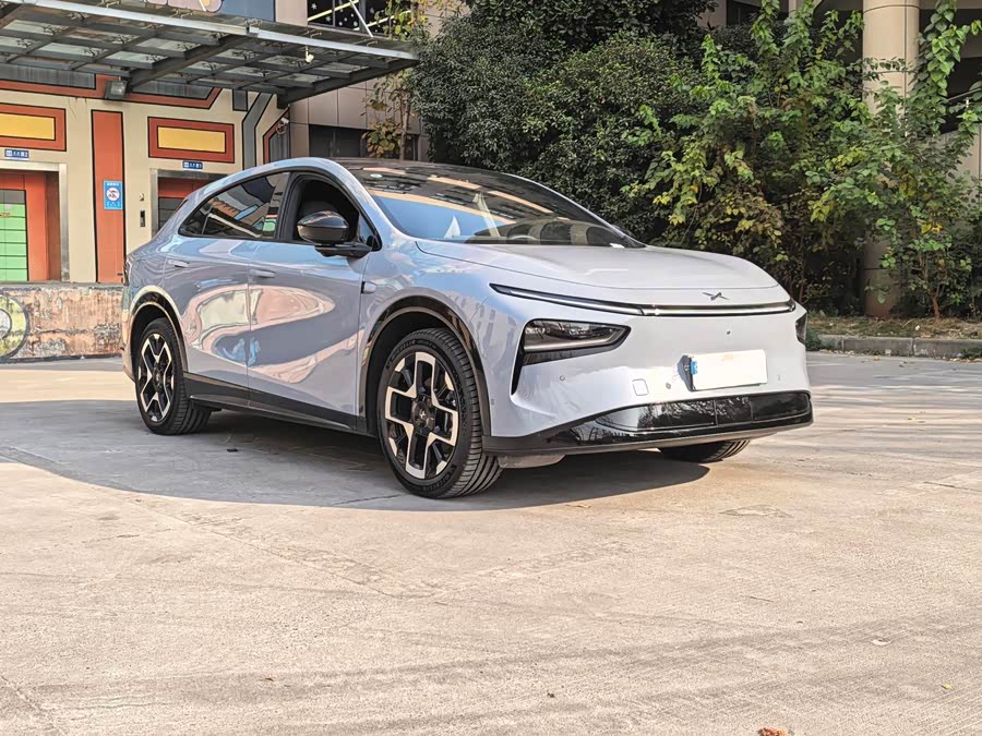 Xpeng G7 2025 #4 Xpeng G7 2025 car image #4