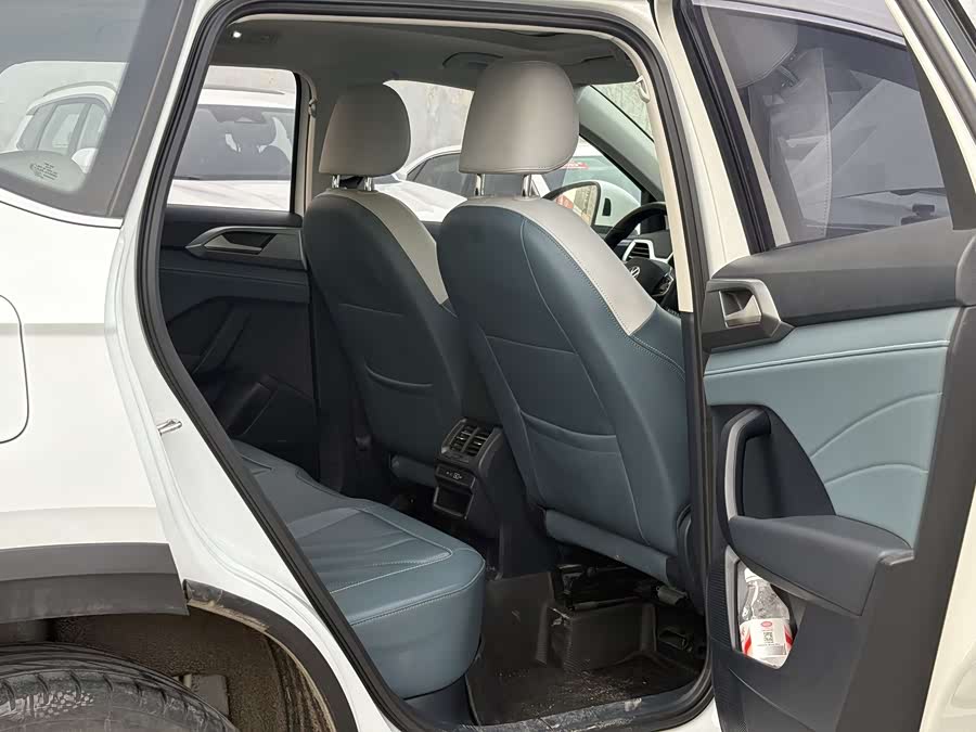 Volkswagen Tharu 2024 car image #4