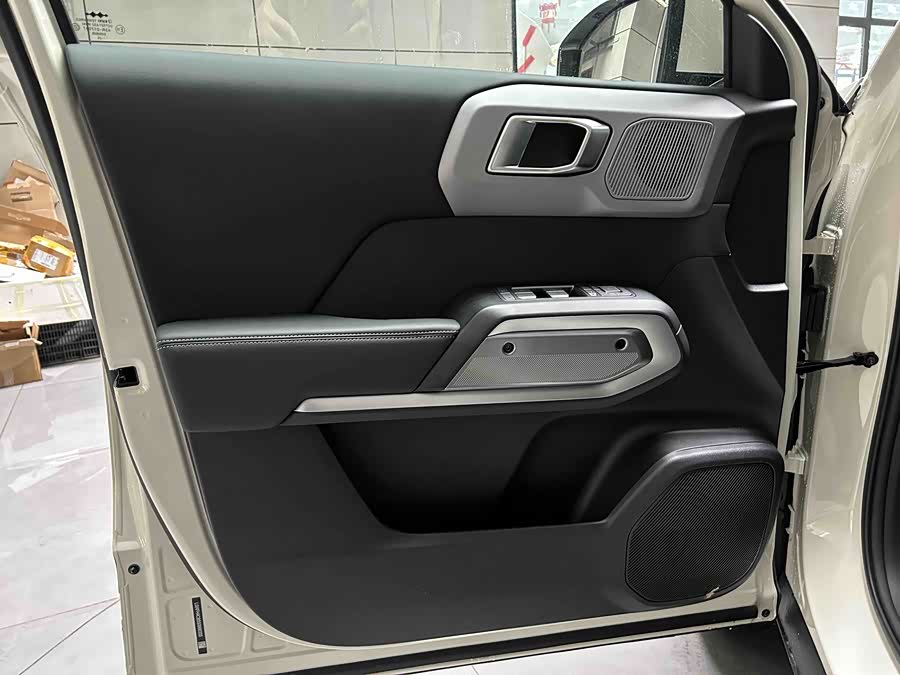 FangChengBao Tiger 3 2025 car image #4