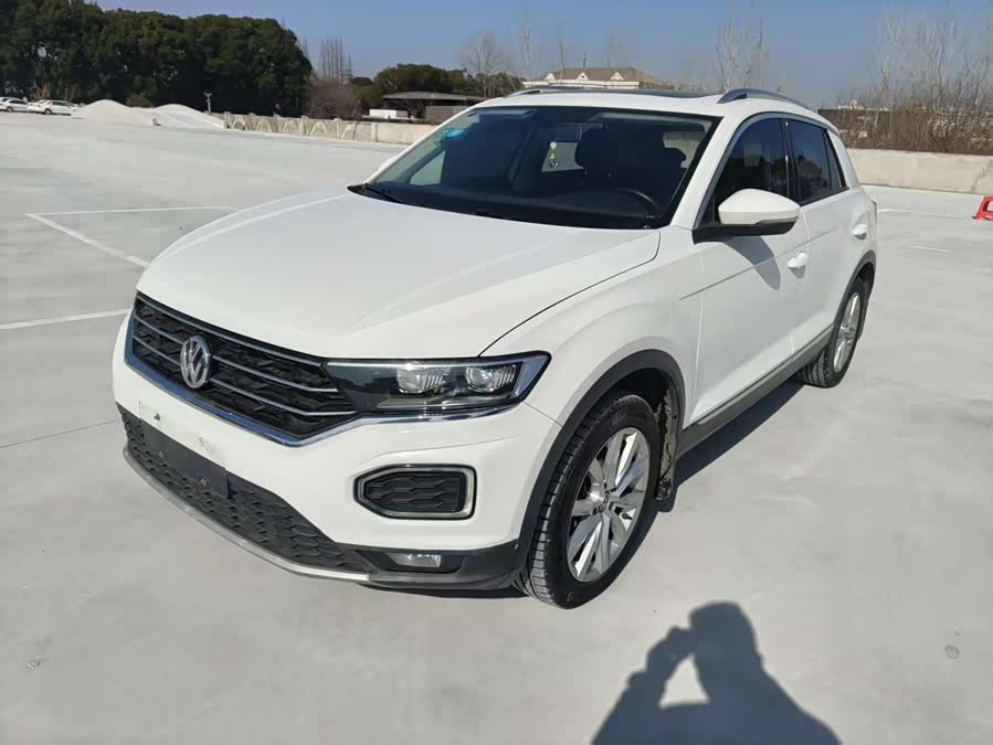 Volkswagen T-Roc 2019 car image #4