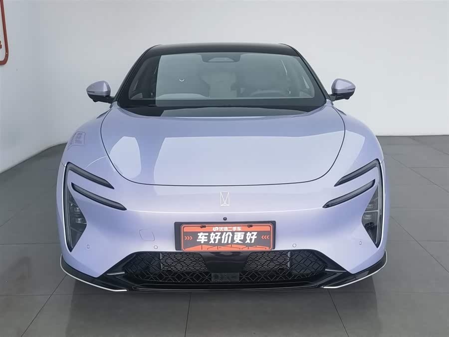 Avatr 06 2025 car image #4