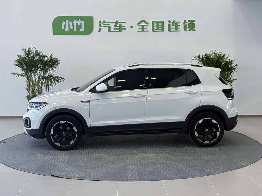 Volkswagen Tacqua 2021 #4 Volkswagen Tacqua 2021 car image #4