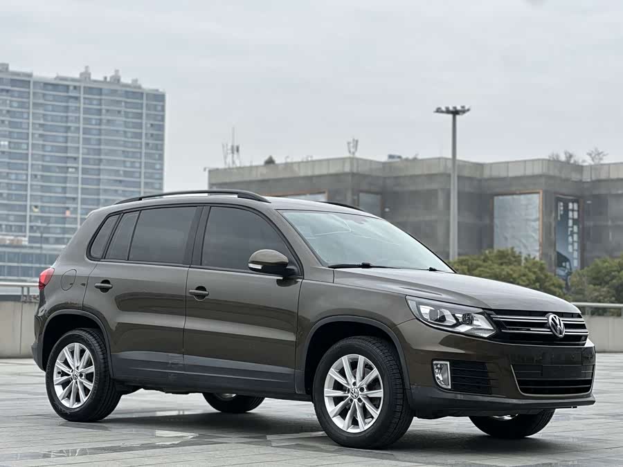 Volkswagen Tiguan 2014 immagine di auto #4