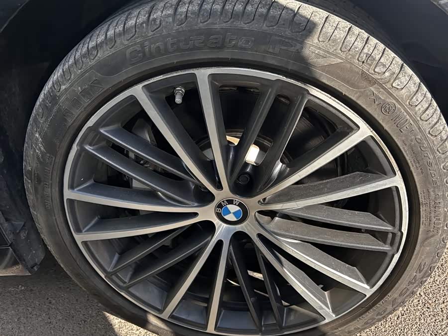 BMW 5 Series 2023 car image #4