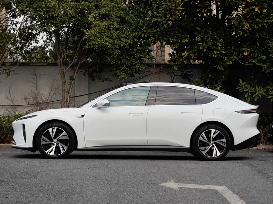 蔚来 蔚来ET5 2024 汽车图片 #4