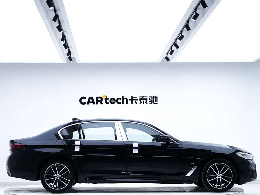 BMW 5 Series 2022 car image #4