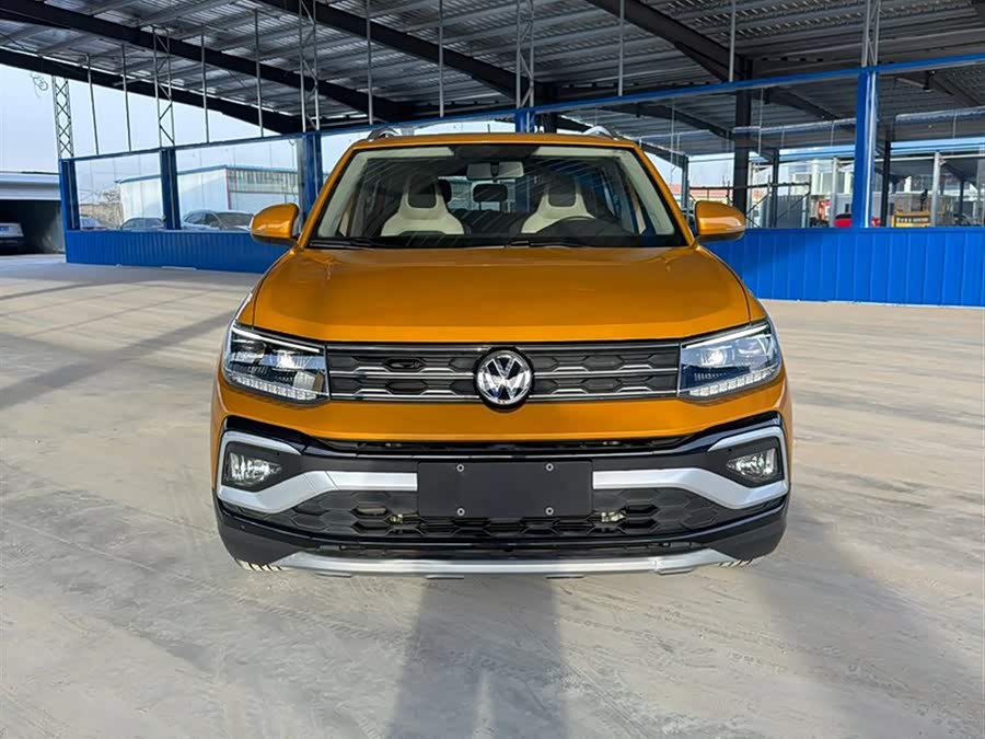 Volkswagen T-Cross 2020 #4 Volkswagen T-Cross 2020 car image #4