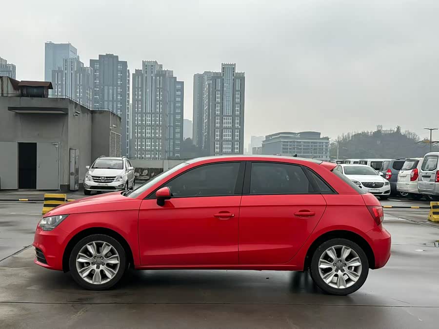 Audi A1 2015 car image #4
