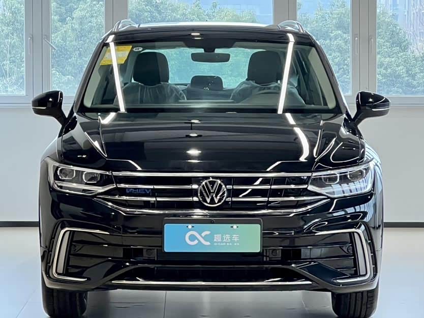 Volkswagen Tiguan L New Energy 2025 صورة سيارة #4