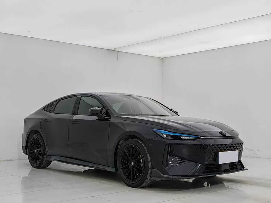 Changan UNI-V 2024 #4 Changan UNI-V 2024 car image #4