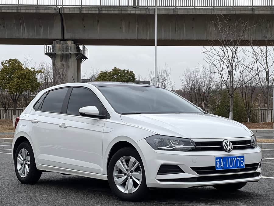 Volkswagen Polo 2020 car image #4