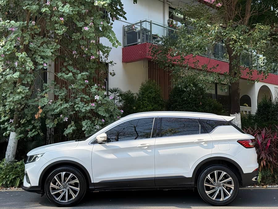 GEELY Coolray 2019 #4 GEELY Coolray 2019 car image #4