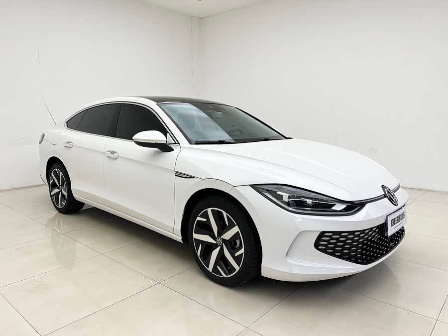 Volkswagen Lamando 2023 car image #4