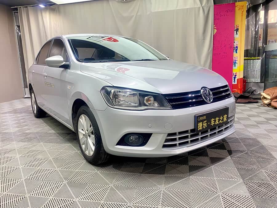 Jetta Jetta 2013 #4 Jetta Jetta 2013 car image #4