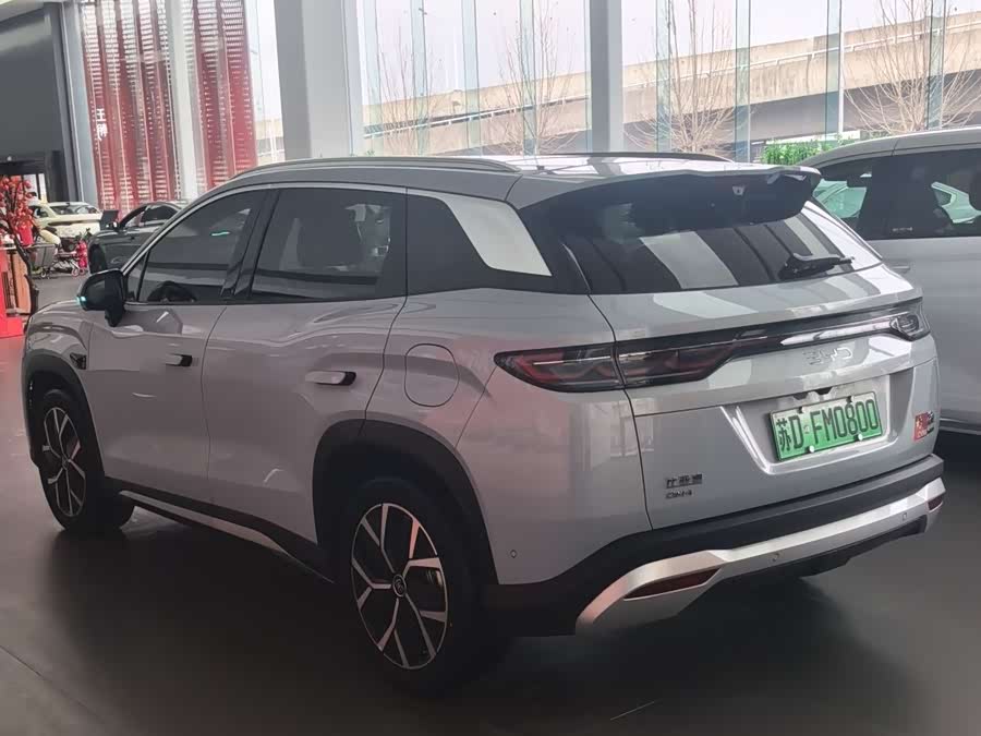 BYD SongL DM-i 2025 #4 BYD SongL DM-i 2025 car image #4