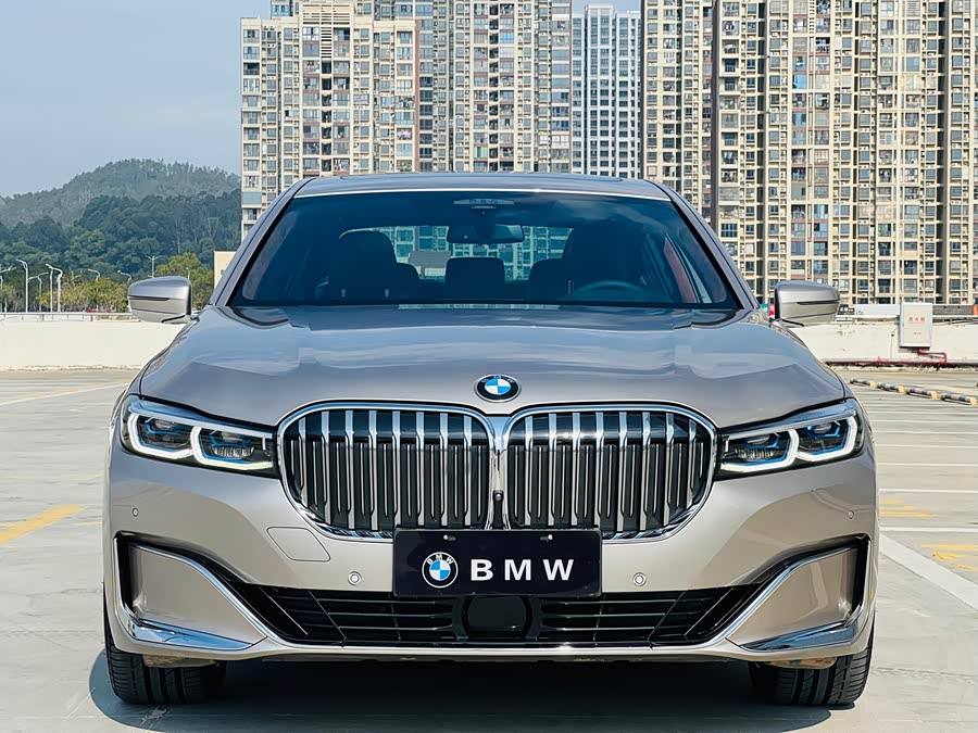 BMW 7 Series 2021 car image #4