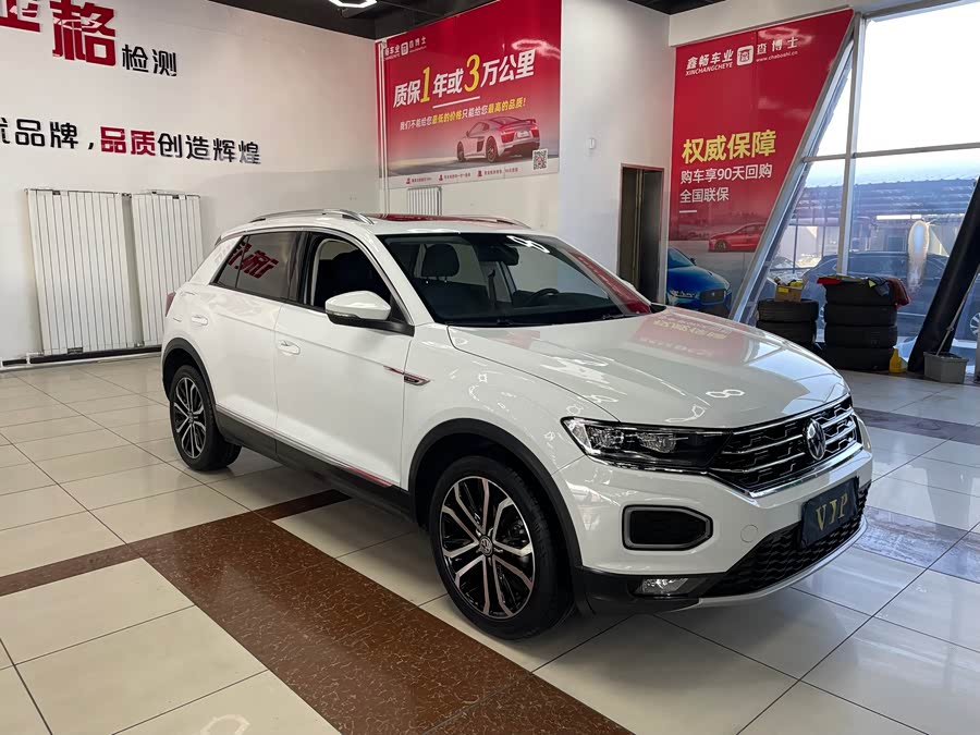Volkswagen T-Roc 2022 car image #4