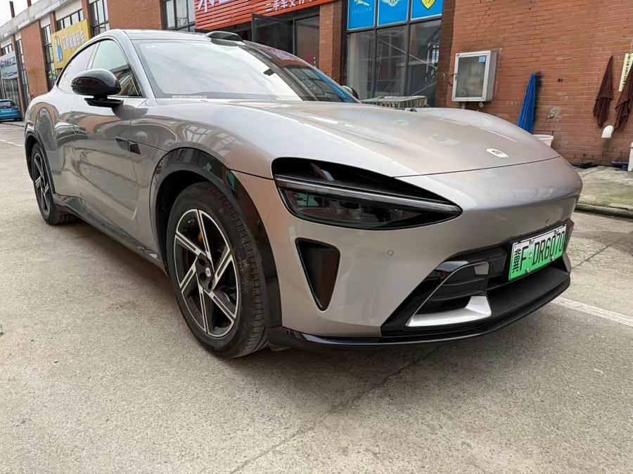 MI YU7 2025 car image #4