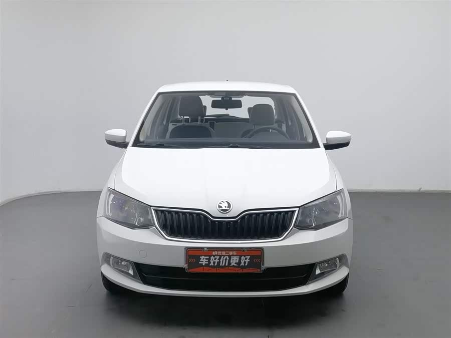 Skoda Fabia 2016 immagine di auto #4