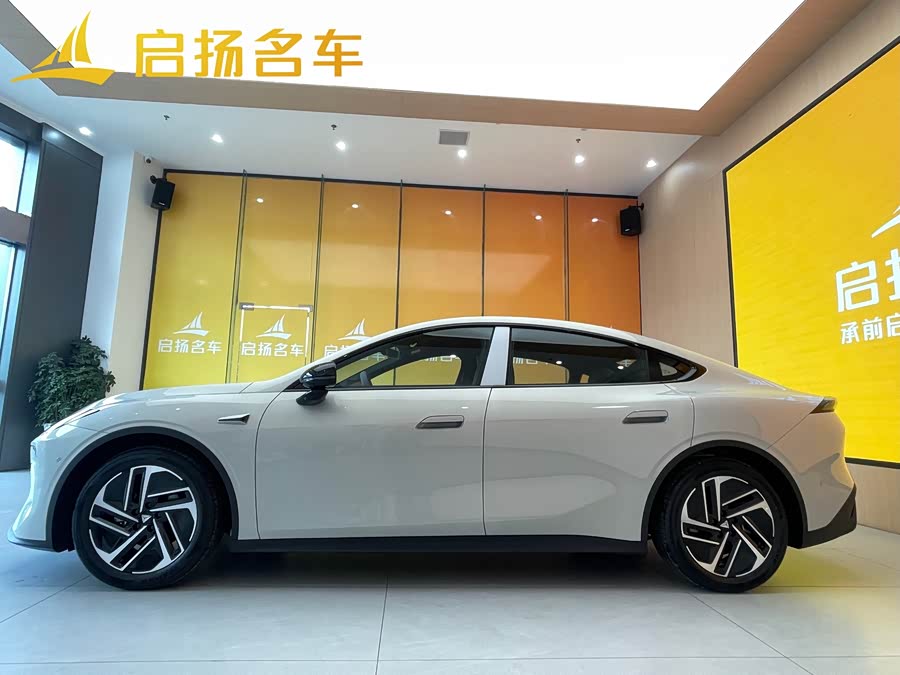 Deepal L06 2025 imagen de coche #4