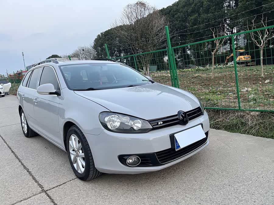 Volkswagen Golf (Imported) 2011 immagine di auto #4