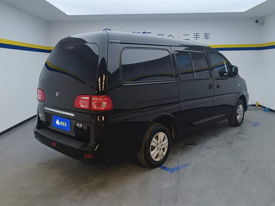 Forthing Lingzhi 2024 car image #4
