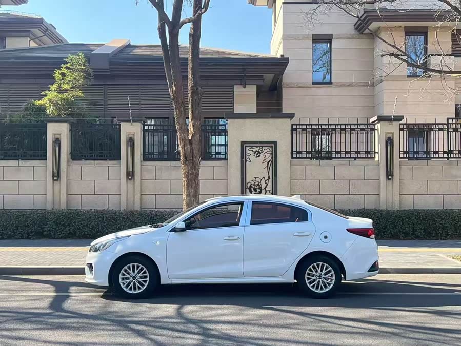 起亚 起亚K2 2017 汽车图片 #4