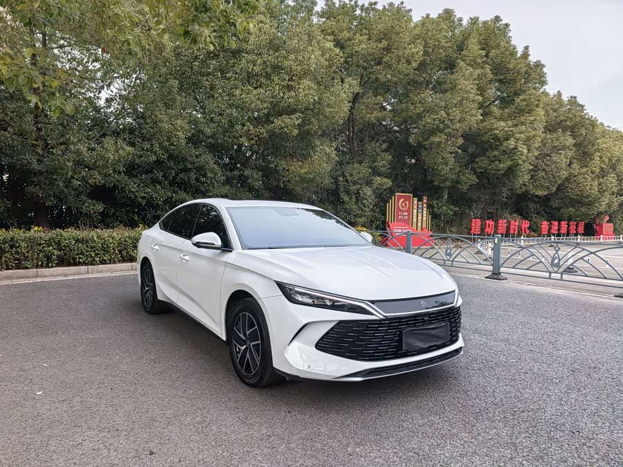 BYD Qin L 2025 car image #4