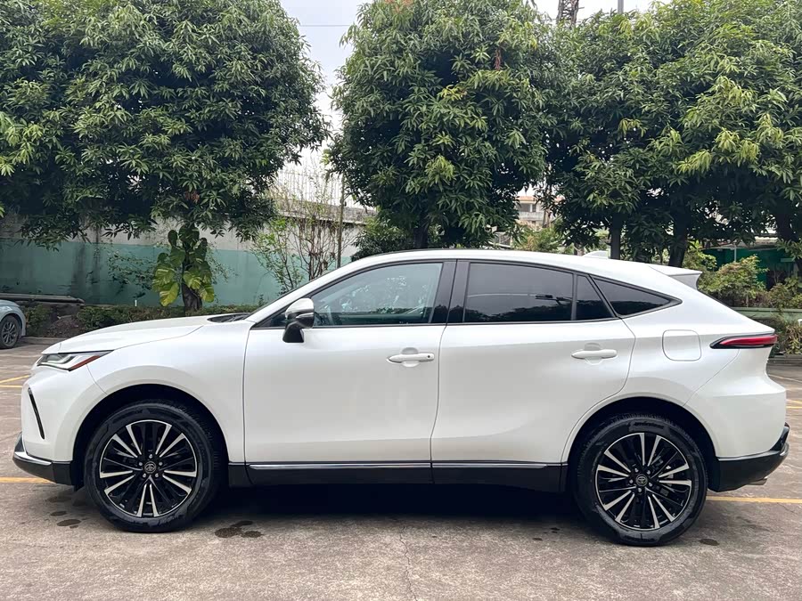 Toyota Venza 2022 صورة سيارة #4