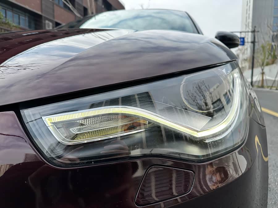 Audi A1 2015 car image #4