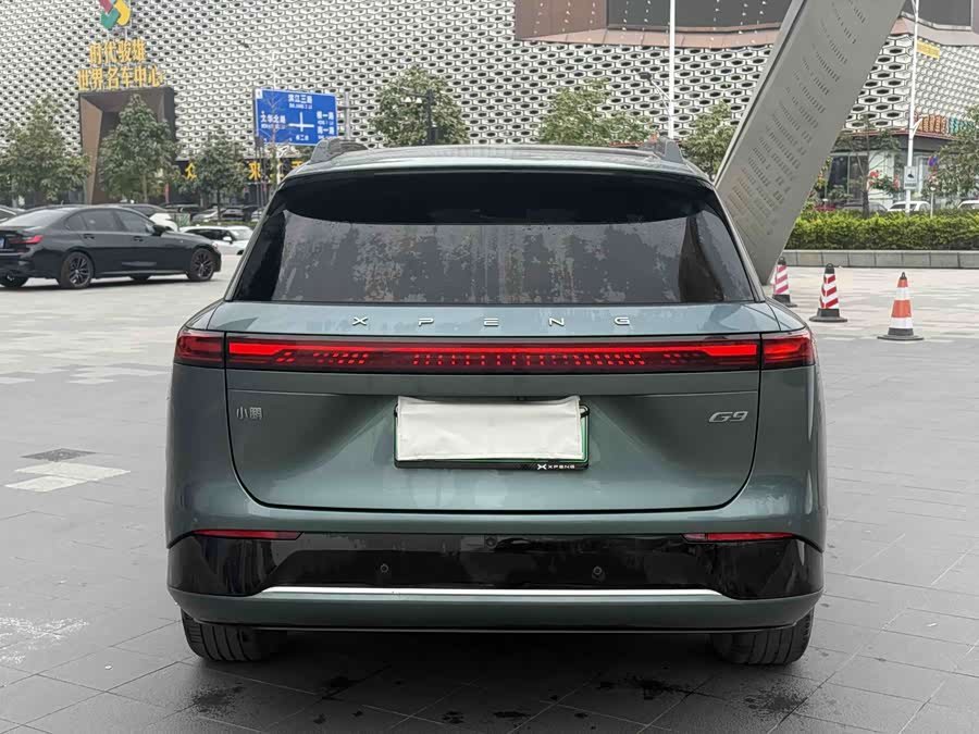 Xpeng G9 2023 immagine di auto #4