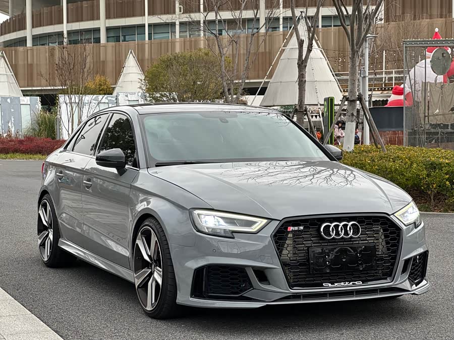 Audi RS 3 2018 immagine di auto #4