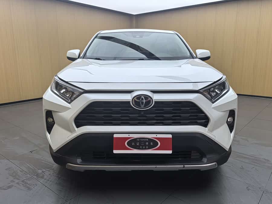 Toyota RAV4 2020 #4 Toyota RAV4 2020 car image #4