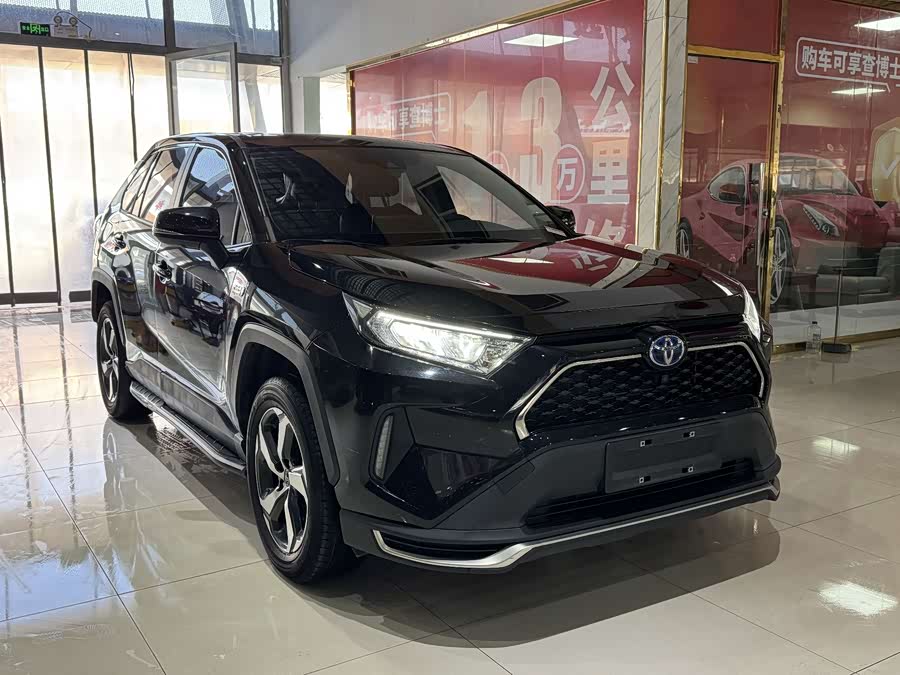 Toyota RAV4 Hybird E+ 2021 immagine di auto #4